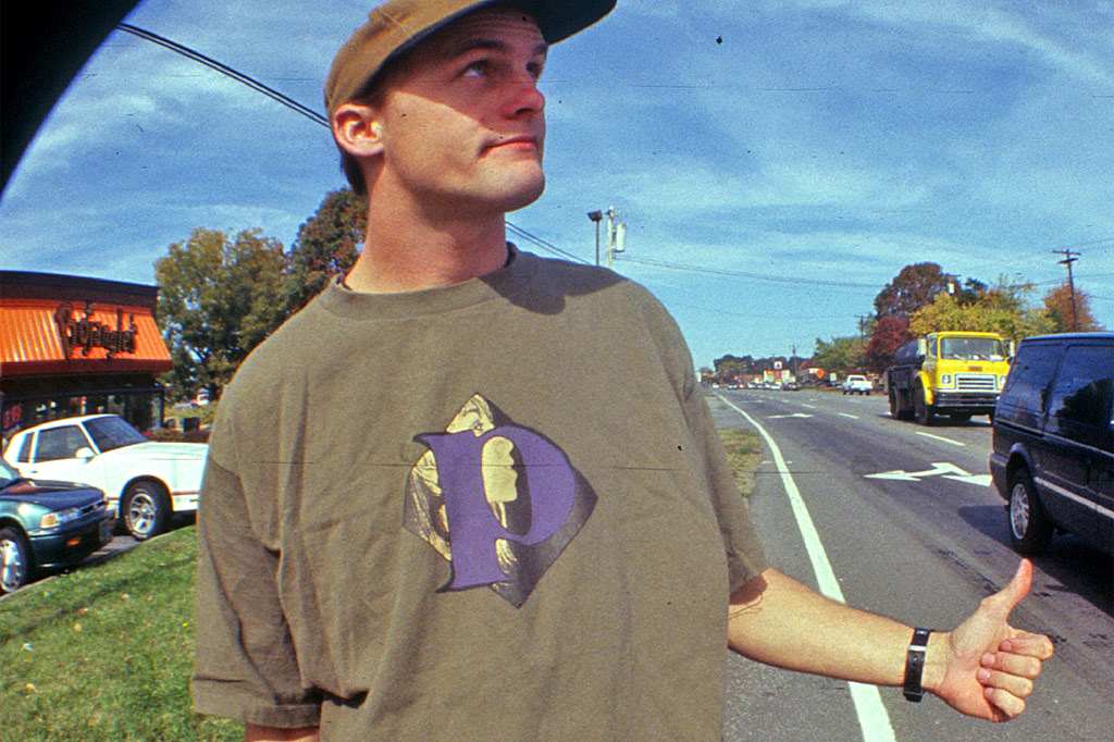 the Friend tee by PLAY 1994